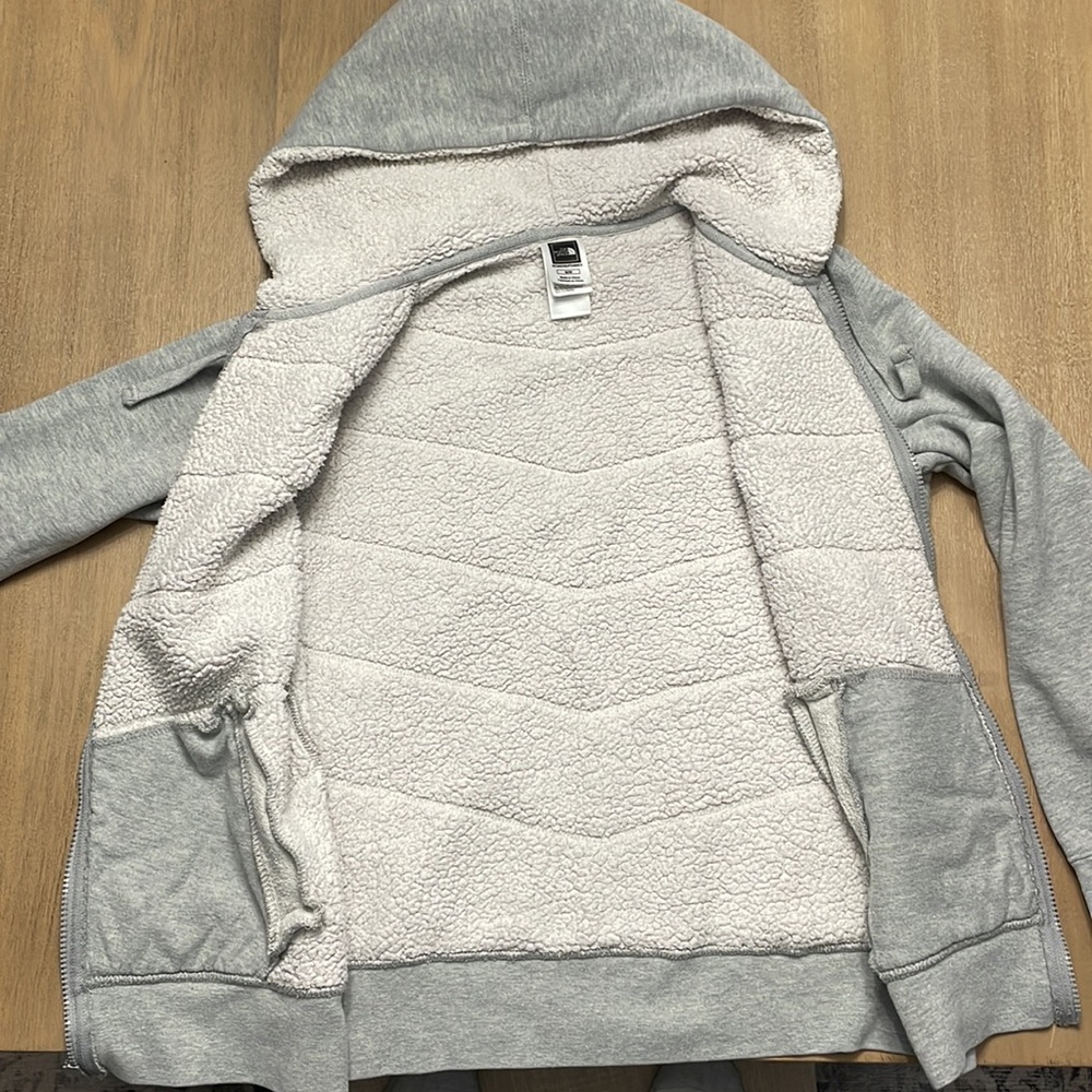 North Face Sweatshirt Zip Up - Picture 6 of 7